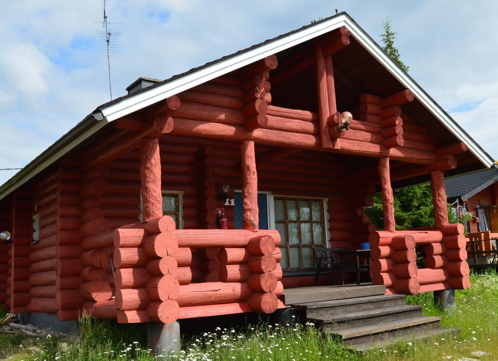 Peurasuvanto Moekit & Camping Exterior photo