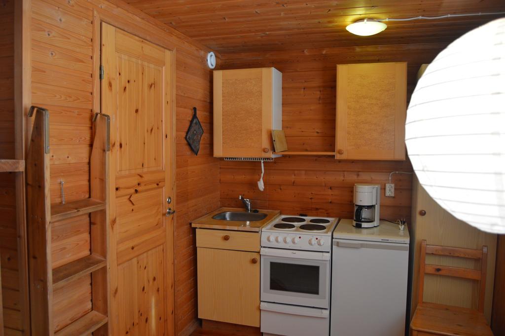 Peurasuvanto Moekit & Camping Exterior photo