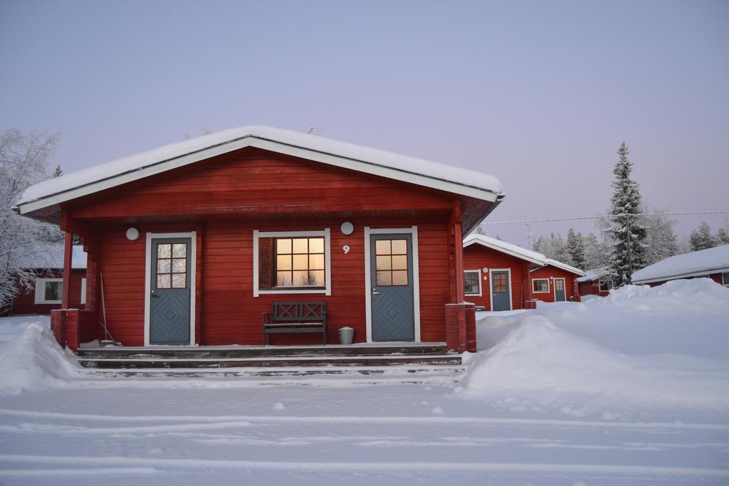 Peurasuvanto Moekit & Camping Exterior photo